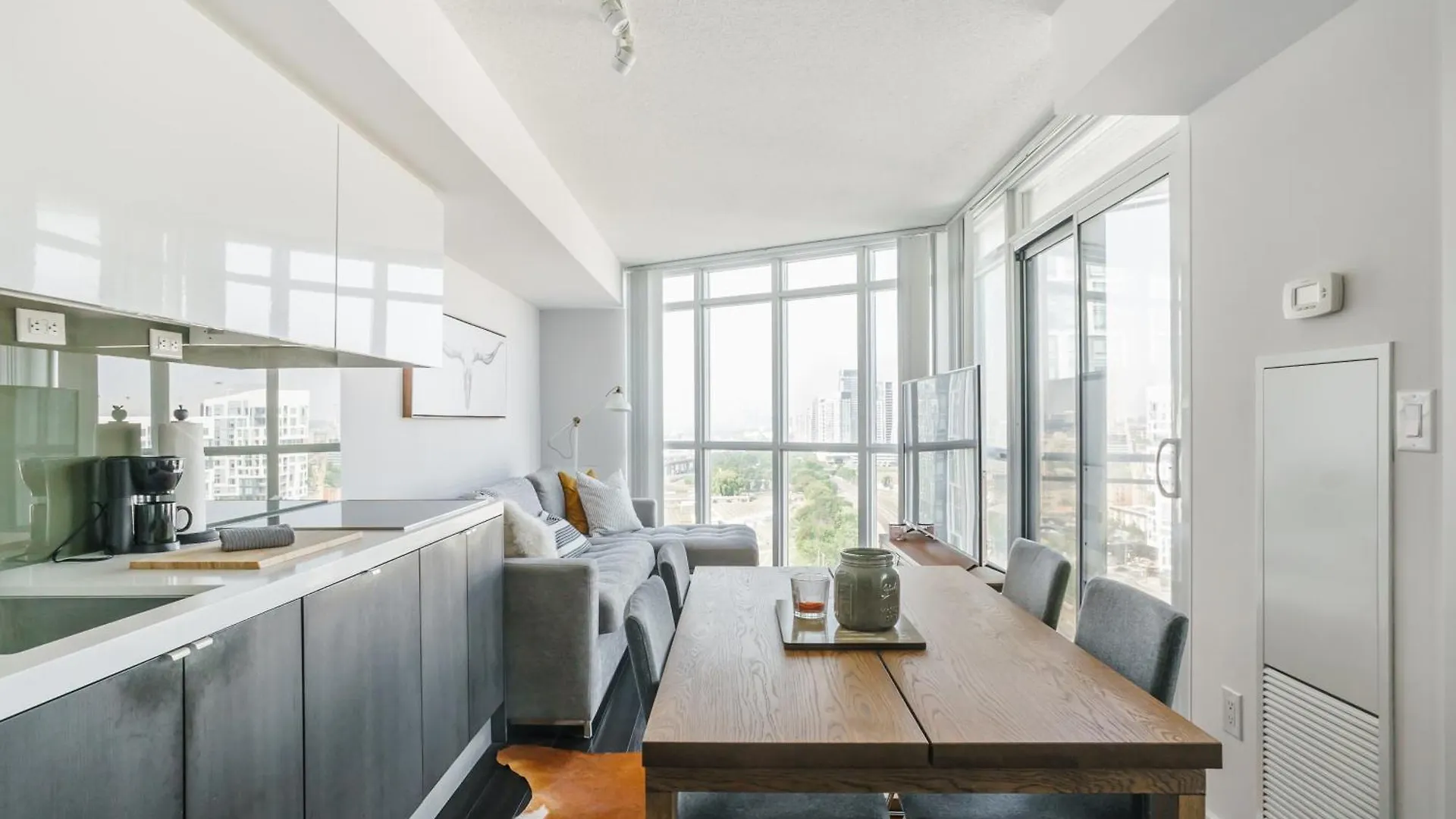 Lanterra Downtown Apartment Toronto 0*,  Canada