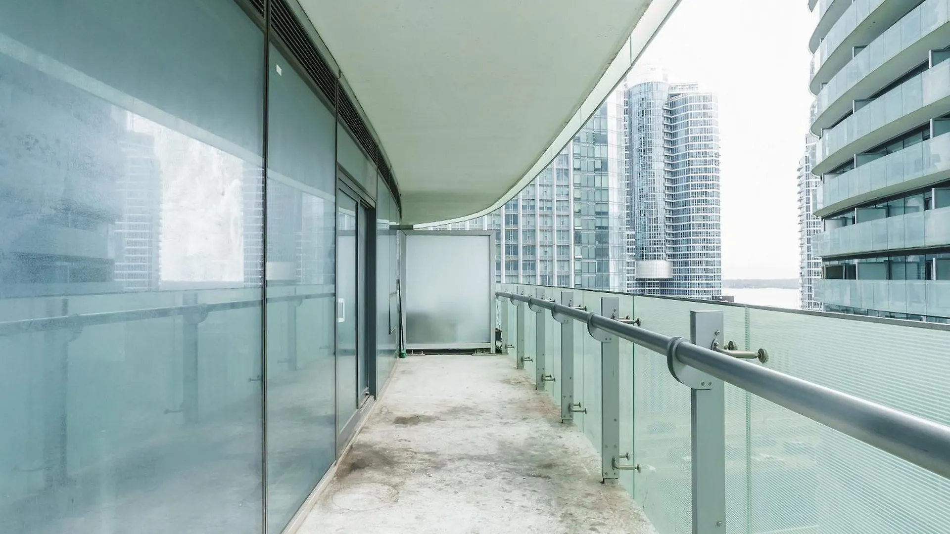 Lanterra Downtown Apartment Toronto 0*,  Canada