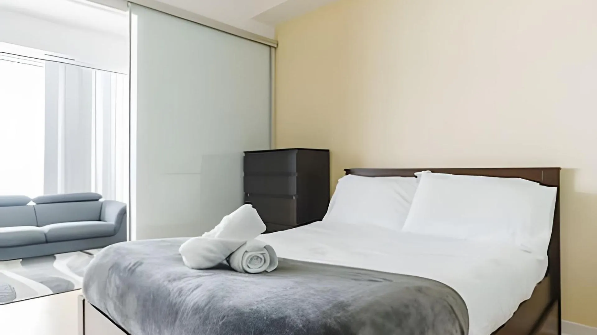 Lanterra Downtown Apartment Toronto 0*,  Canada