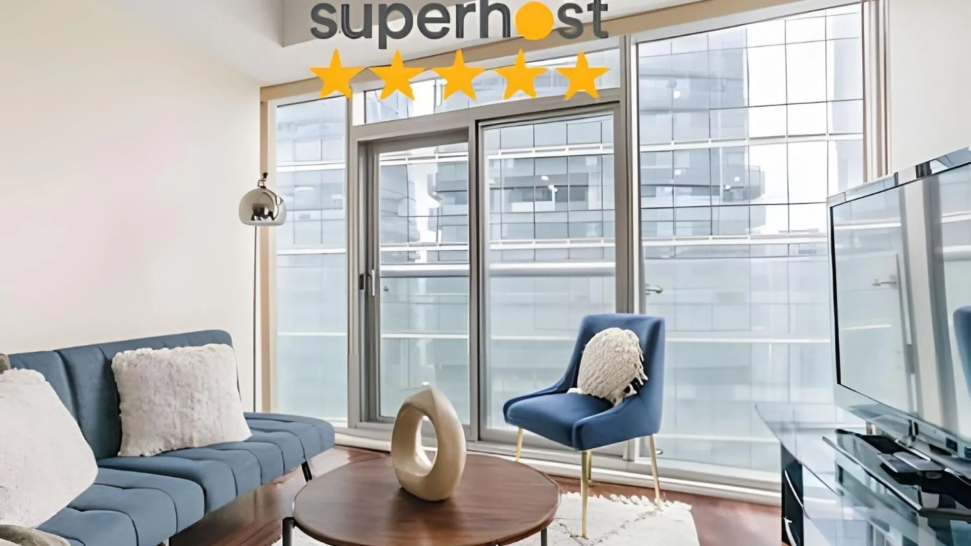 Lanterra Downtown Apartment Toronto Canada