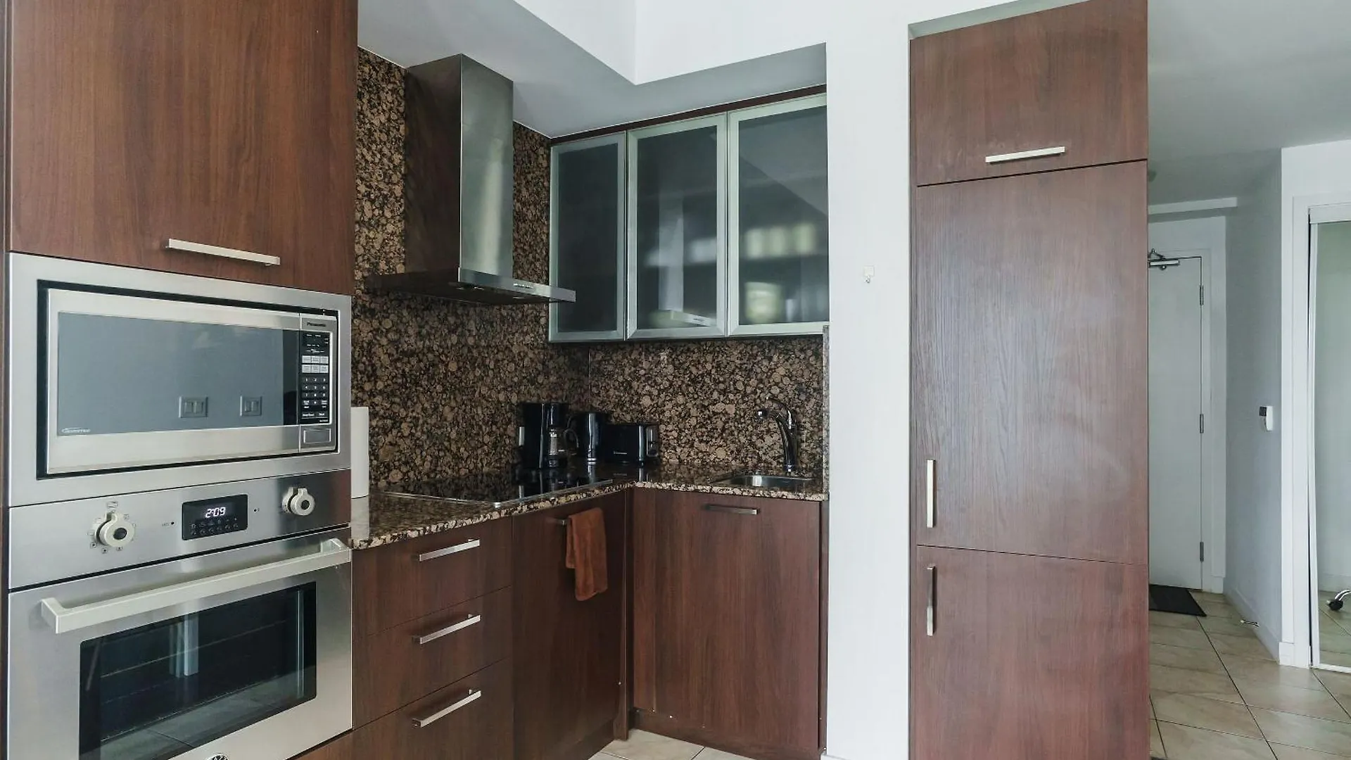 Lanterra Downtown Apartment Toronto 0*,